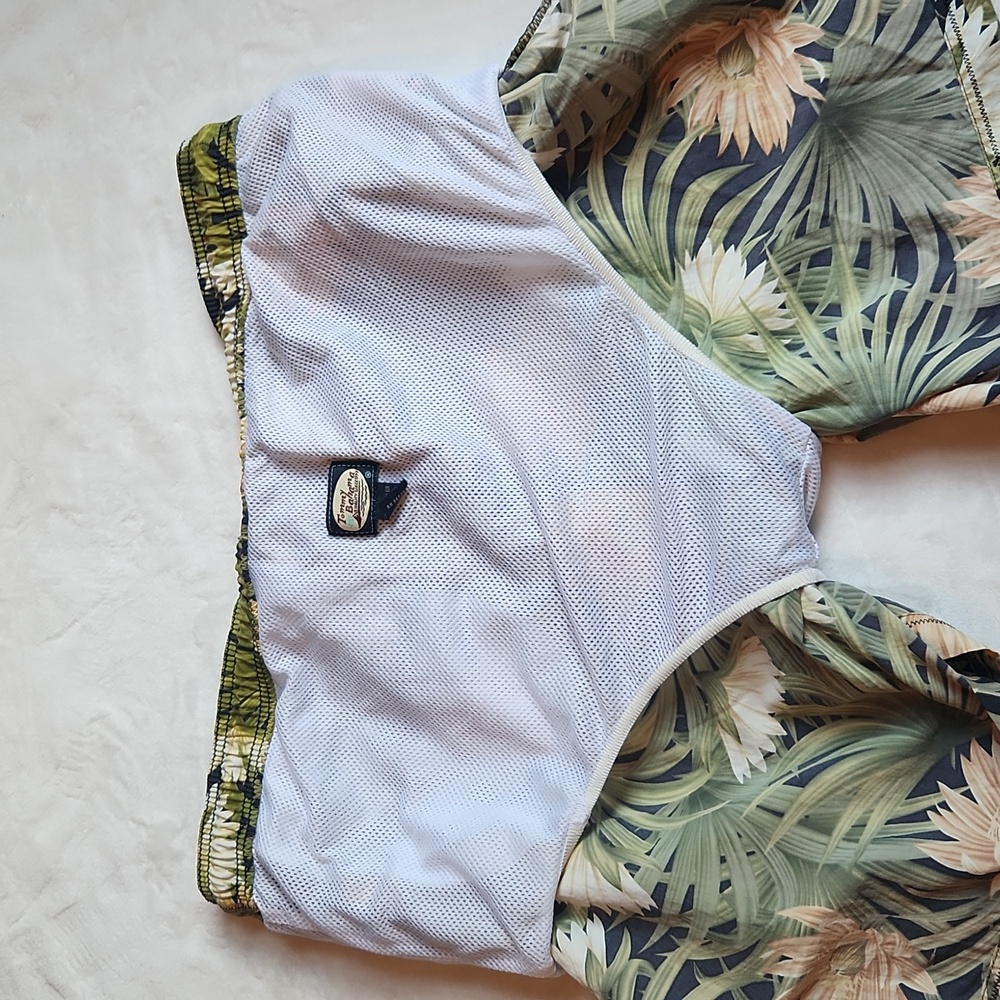 Tommy Bahama Sz L Vintage, Men's Summer, Vacation, Pool, Beach, Swimming Trunks - Picture 9 of 11